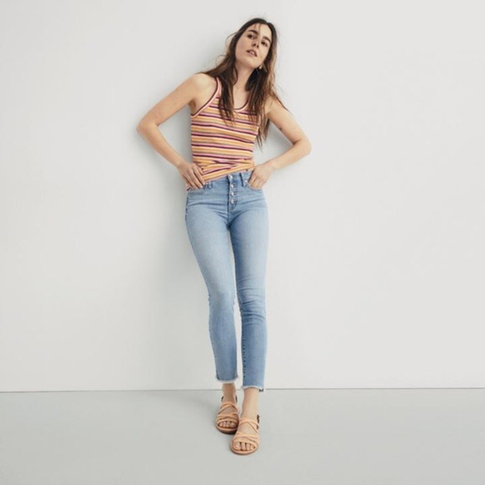 Madewell. 9” Skinny Crop Jeans. Button Front.